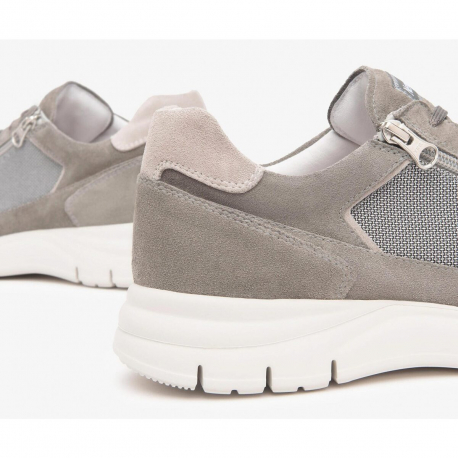 SCARPA UOMO CAMOSCIO